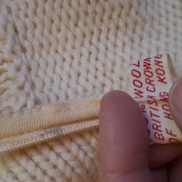 Vintage Evan Picone Sweater - Picture 15 of 15